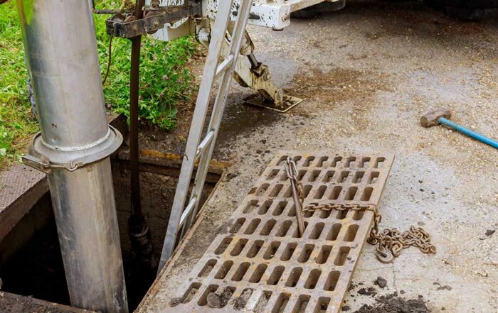 how does trenchless sewer line repair work